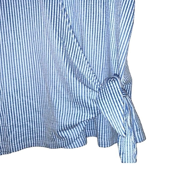 Michael Kors Wrap Top Ladies Size Medium Blue and White Short Sleeve V Neck Top - Picture 4 of 9